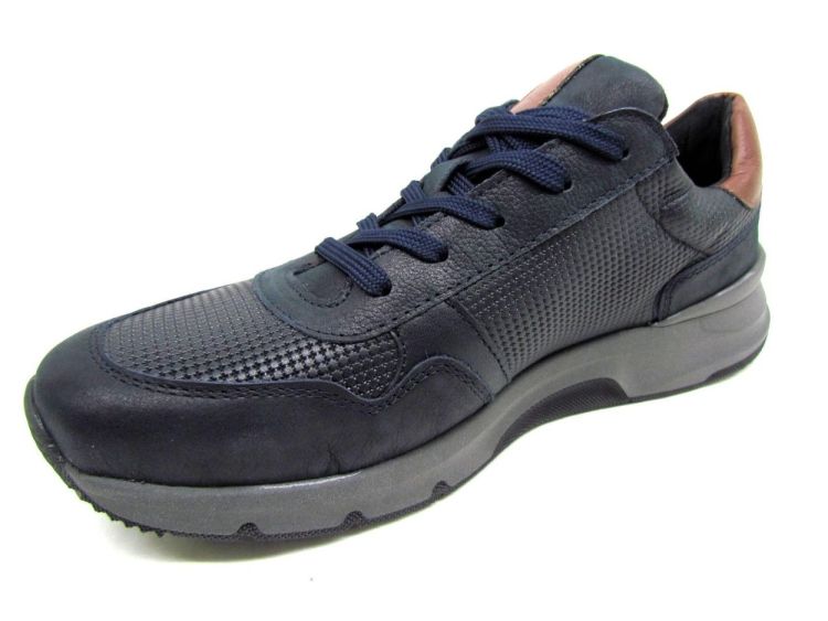 CYPRES VETERSCHOEN (1629 12377w james07) - De Gouden Schoe